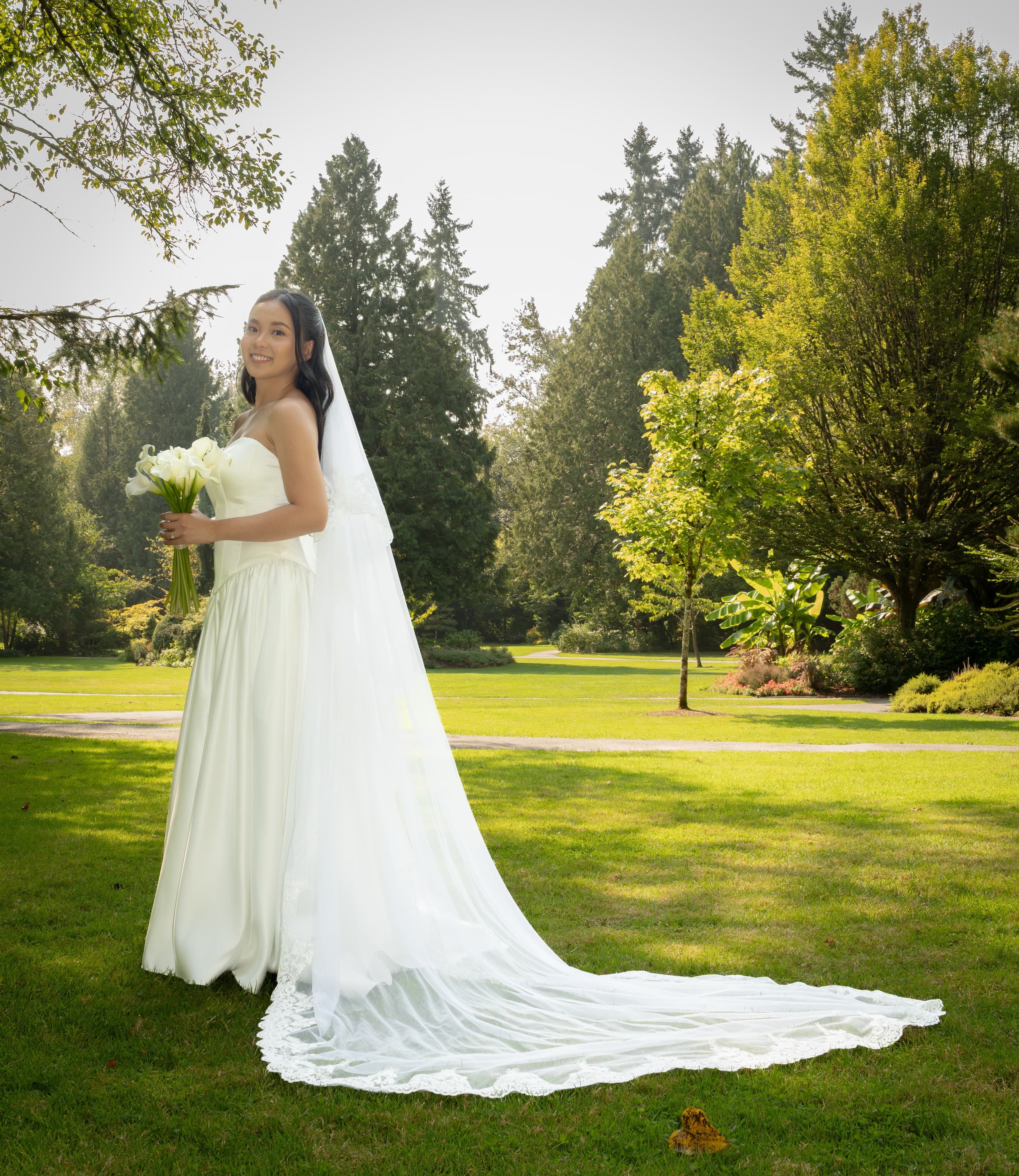 Elegant bridal portraits